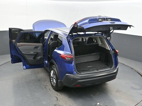 Used 2021 Nissan Rogue S image 43