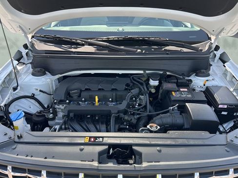 Used 2025 Hyundai Venue SEL FWD image 27