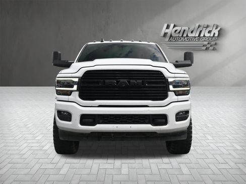 Used 2022 RAM 3500 Laramie AWD/4WD image 3