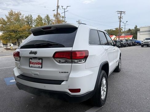 Used 2020 Jeep Grand Cherokee Laredo image 21