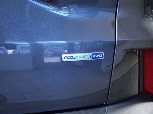 Certified 2020 Ford Escape Titanium image 9