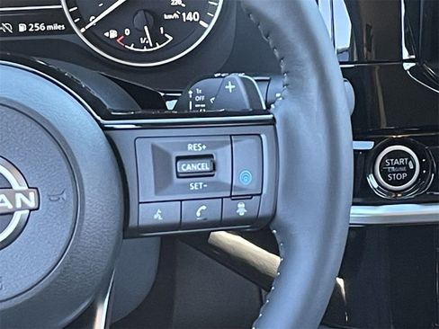 New 2025 Nissan Pathfinder SL image 23