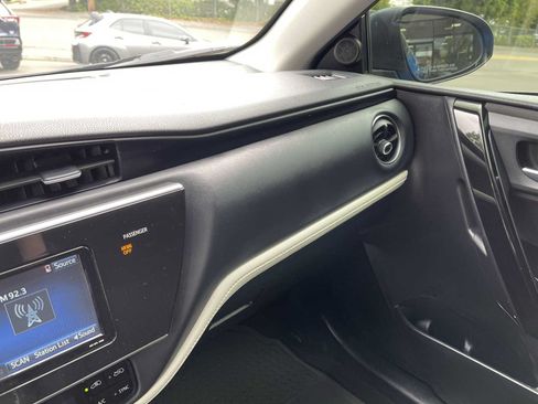 Used 2018 Toyota Corolla iM FWD image 22