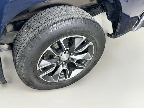 Used 2022 Chevrolet Silverado 1500 LT image 11