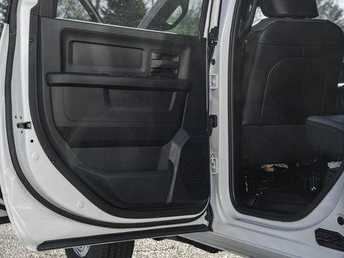 New 2026 RAM 2500 Tradesman w/ Chrome Appearance Group image 37