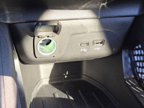 Used 2024 Chevrolet TrailBlazer LT image 25