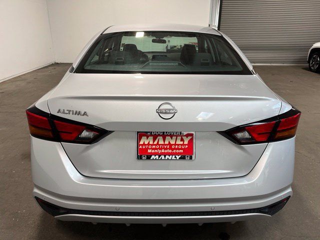 Used 2024 Nissan Altima 2.5 S FWD image 4