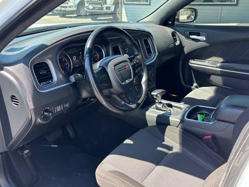 Used 2020 Dodge Charger SXT AWD/4WD image 11