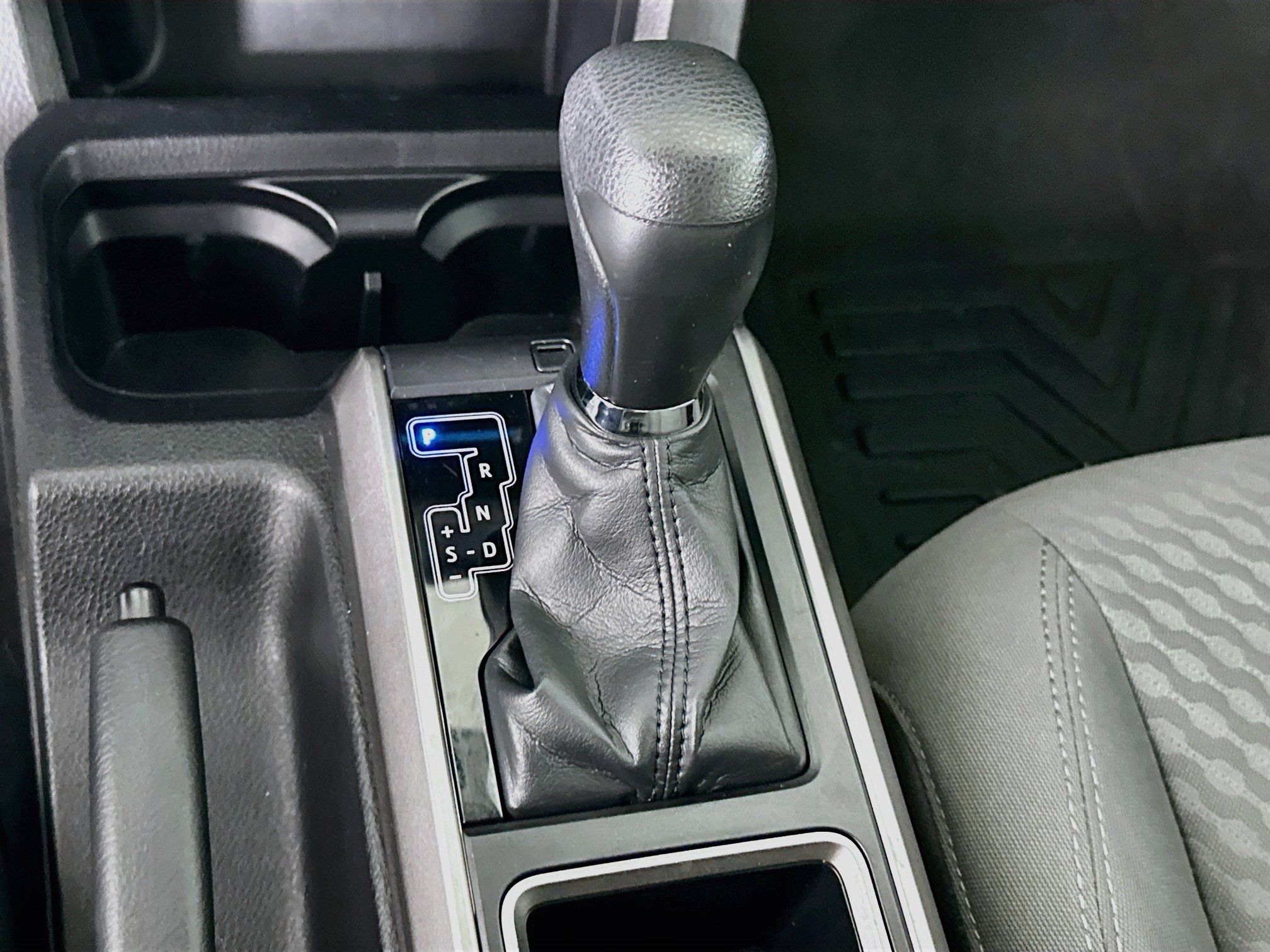 Used 2021 Toyota Tacoma SR5 RWD image 24