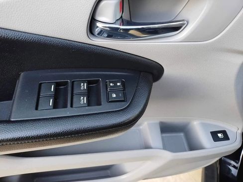 Used 2019 Honda Pilot LX image 18