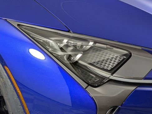 Used 2024 Lexus LC 500 Convertible image 14