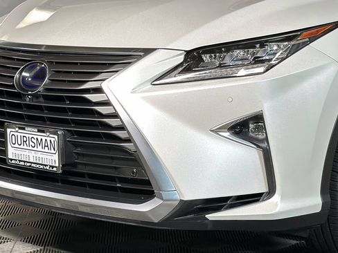 Used 2019 Lexus RX 450h AWD image 3