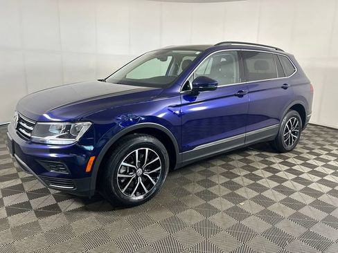 Used 2021 Volkswagen Tiguan SE w/ Panoramic Sunroof Package AWD/4WD image 6