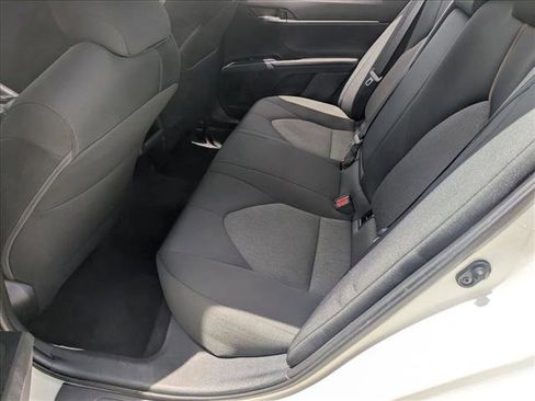 Used 2020 Toyota Camry LE FWD image 15
