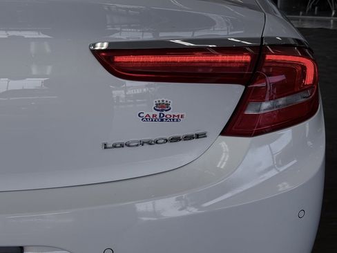 Used 2017 Buick LaCrosse Essence image 15