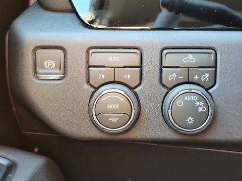 New 2026 Chevrolet Silverado 1500 LT w/ Protection Package AWD/4WD image 14