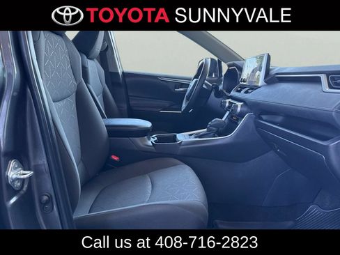 Certified 2025 Toyota RAV4 XLE AWD/4WD image 21