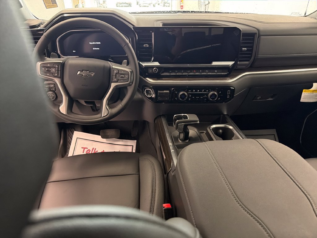 New 2026 Chevrolet Silverado 1500 RST w/ RST All Star Premium Package AWD/4WD image 14