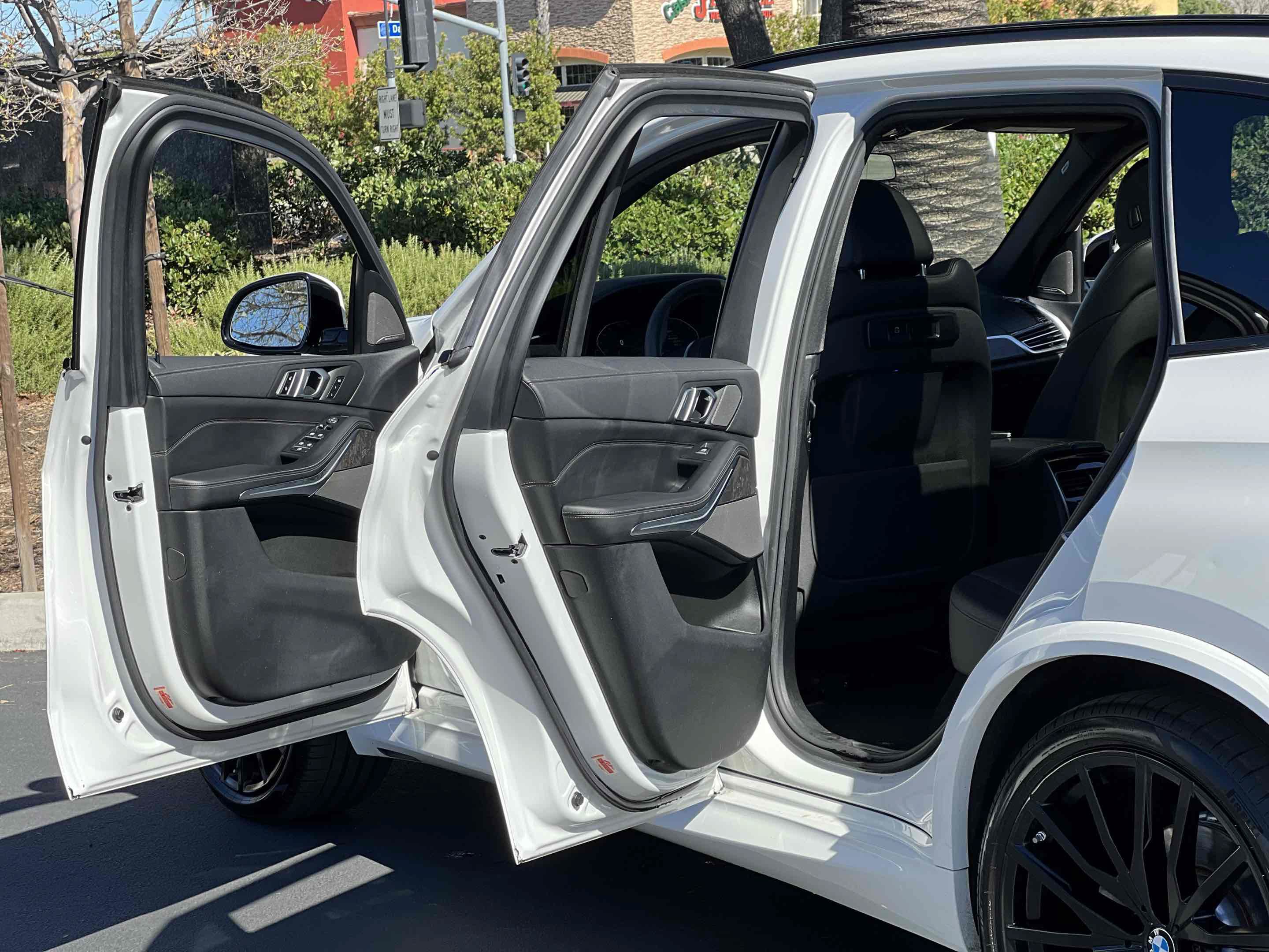 Used 2020 BMW X5 sDrive40i w/ M Sport Package RWD image 79