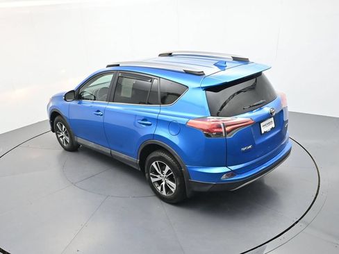 Used 2017 Toyota RAV4 XLE FWD image 23