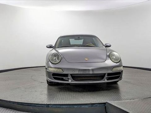 Used 2005 Porsche 911 Carrera S RWD image 11