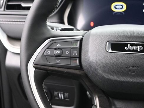 New 2026 Jeep Grand Cherokee Limited image 30