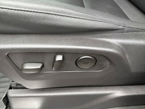 Used 2024 Chevrolet Silverado 1500 LT Trail Boss image 17
