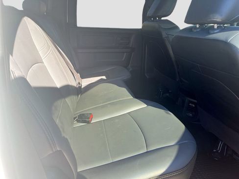 Used 2024 RAM 3500 Tradesman w/ Chrome Appearance Group image 24