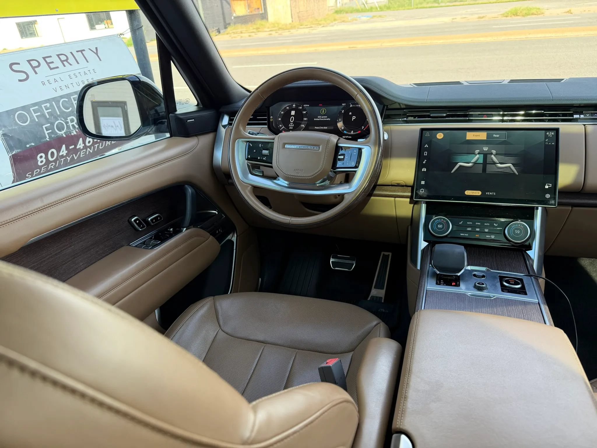 Used 2023 Land Rover Range Rover Long Wheelbase SE AWD/4WD image 24