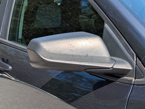 Used 2022 Chevrolet Equinox LS w/ LS Convenience Package image 11