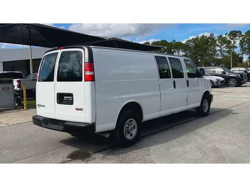 Used 2022 GMC Savana 3500 Work Van w/ Driver Convenience Package image 8