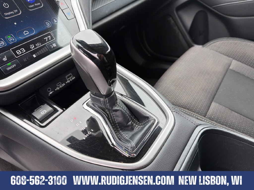 Used 2024 Subaru Outback Premium AWD/4WD image 22