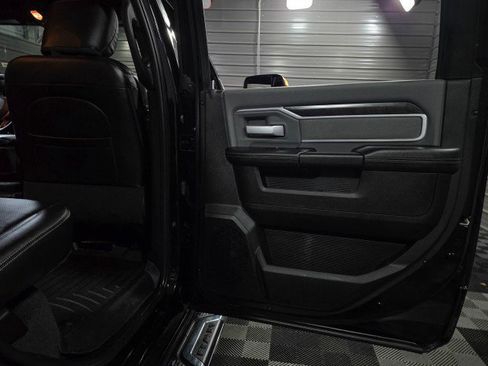Used 2022 RAM 2500 Big Horn RWD image 32