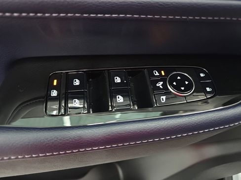 New 2026 INFINITI QX80 4WD w/ Sport Exterior Package image 32