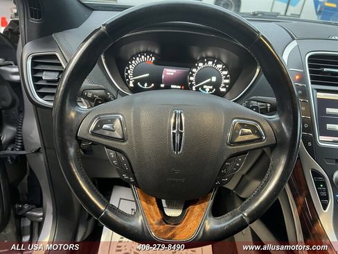 Used 2016 Lincoln MKX Reserve w/ Technology Package image 19