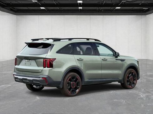 Used 2025 Kia Sorento EX AWD/4WD image 5