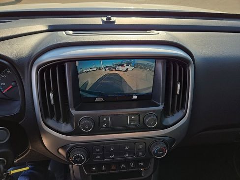 Used 2021 Chevrolet Colorado LT w/ Safety Package image 28