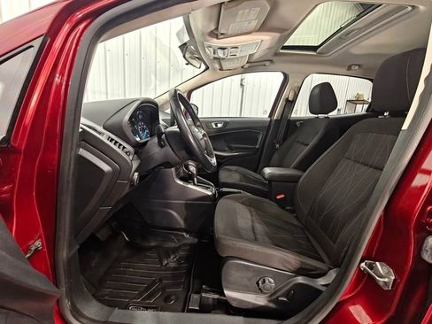 Used 2019 Ford EcoSport SE w/ SE Convenience Package image 24