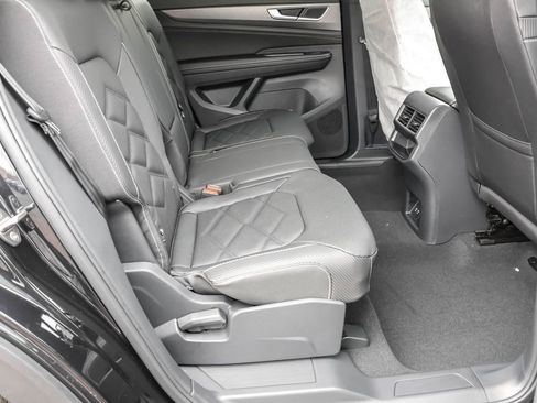 New 2026 Volkswagen Atlas Cross Sport SE AWD/4WD image 41