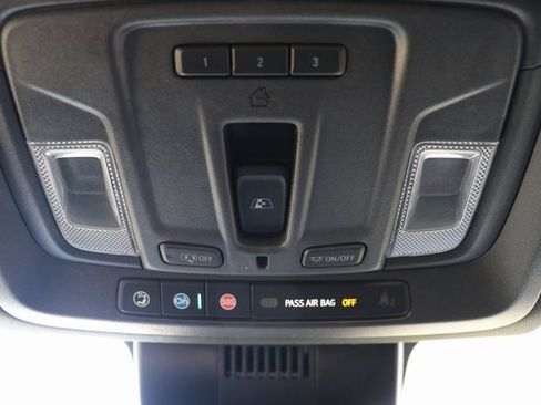 Used 2024 GMC Sierra 1500 AT4 w/ AT4 Premium Package image 27