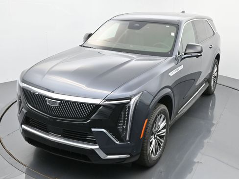 New 2026 Cadillac Escalade IQ Luxury 1 w/ LPO, Floor Liner Package image 23