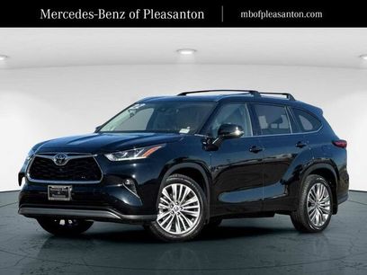 Used 2022 Toyota Highlander Platinum