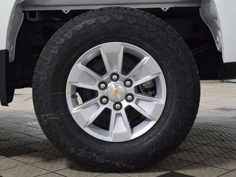 New 2026 Chevrolet Silverado 1500 W/T w/ WT Value Package AWD/4WD image 26