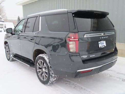 Used 2022 Chevrolet Tahoe LT w/ Luxury Package AWD/4WD image 10