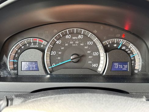 Used 2014 Toyota Camry SE image 20