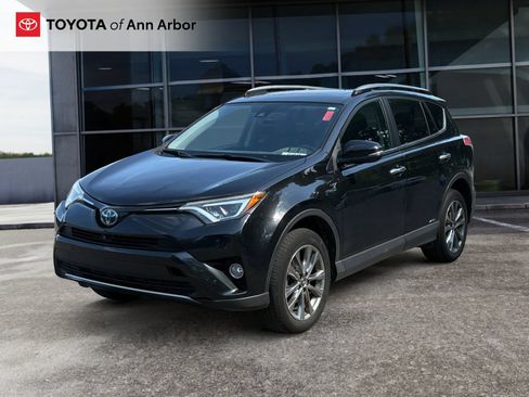 Used 2017 Toyota RAV4 Limited w/ Advanced Technology Package AWD/4WD image 2