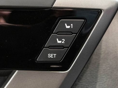 New 2026 Toyota Tundra Limited AWD/4WD image 21