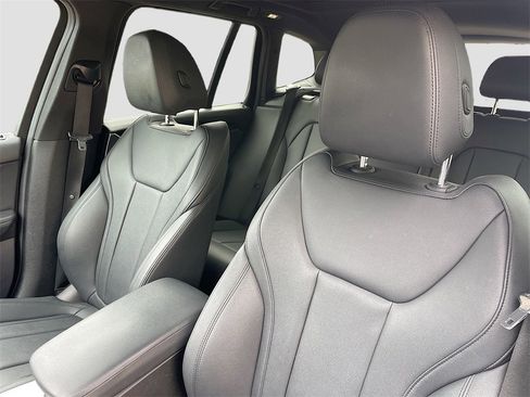 Used 2019 BMW X3 sDrive30i w/ Convenience Package image 12
