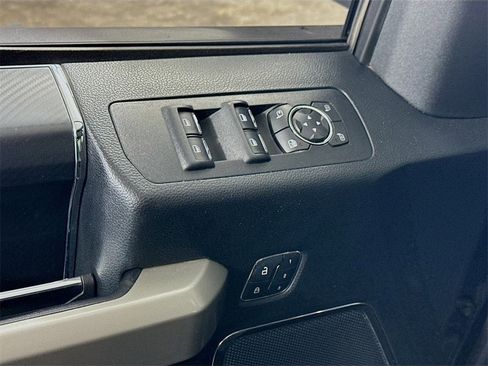 Used 2018 Ford F150 Lariat w/ Equipment Group 501A Mid image 12