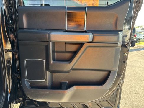 Used 2019 Ford F450 Platinum w/ Platinum Ultimate Package AWD/4WD image 19